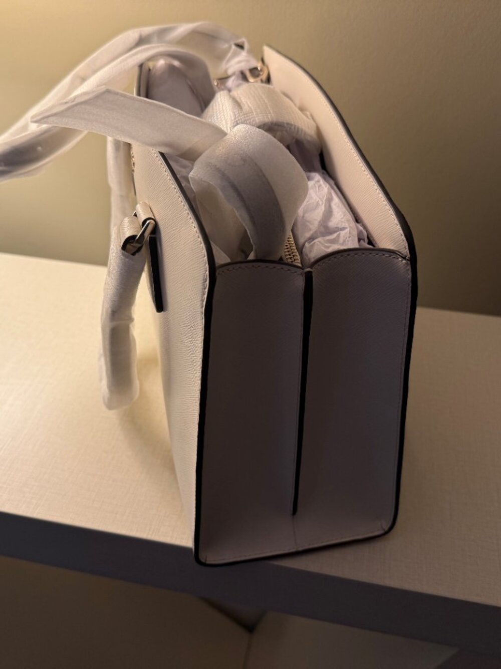 New Kate Spade Bag - Picture 2 of 6